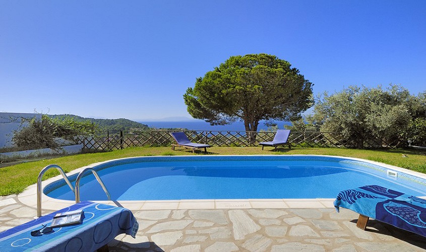 2 Bed, private pool, Flts & Car hire