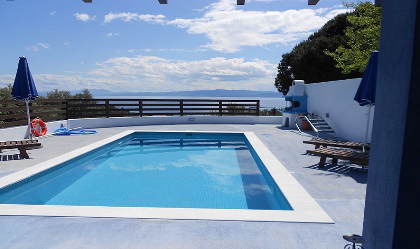 2 Bed, Private pool, Flt & Car hire