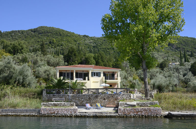 Villa Mahera